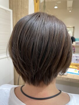 クリック 武蔵新城店(CLiC) ベージュショート