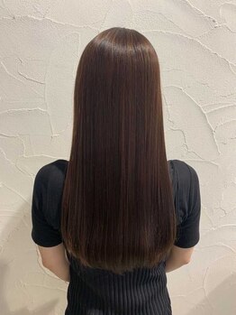 高技術×厳選したトリートメントでダメージレスの触れたくなるうるツヤ髪へ＊ウルティア・Aujua取り扱い◎