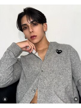 ゾーイ ボーイズ(ZOEY boyz) 抜け感センターパート