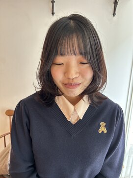 ガーランド (Garland) ☆ミディアムレイヤー/顔まわりカット/オージュアカラー