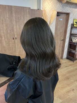 バイエイト 野並店(By Eight) olive