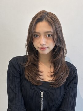 ブリッサ(brisa) ロングレイヤー/顔周りレイヤー/暗髪/透明感カラー