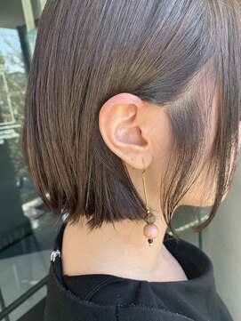 サーカス(circus) 大人の切りっぱなしボブとアッシュカラー★