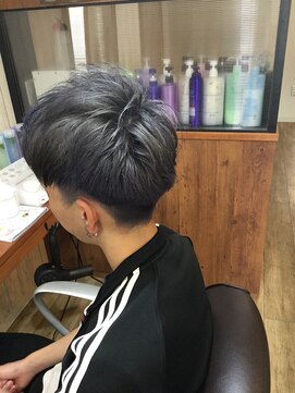 スウィープヘア(Sweep Hair) アッシュグレイ