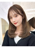 顔まわりレイヤー　ミディアムヘア顔周り前髪似合わせ銀座美容室