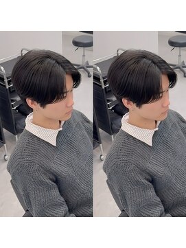 ブライト(BRIGHT) センターパートニュアンスパーマ