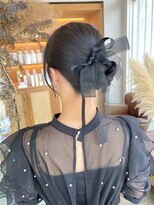 ナジック(749)&nbsp;タイトシニヨン×ヘアアレンジ