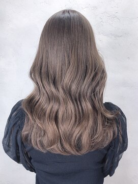 アイティーバイアルバム 松戸店(IT by ALBUM) 美髪ロング顔周りレイヤー_ba385701