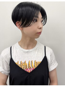 ラウンジ モリオ イケブクロ(Lounge MORIO Ikebukuro) 20代30代40代 刈り上げショート ハンサムショート 黒髪 池袋