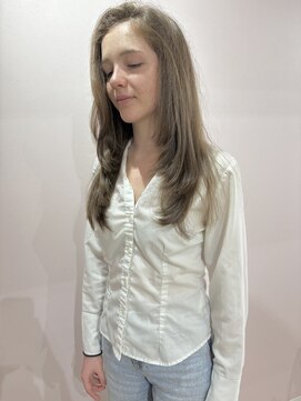 オラ ボーテ(Aura Beaute) レイヤーカット