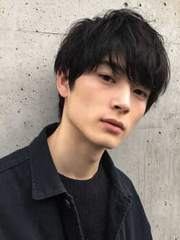 Men's JESTER【メンズジェスター】メンズカット/メンズパーマ/メンズカラー/フェードの写真/周りから褒められる清潔感と雰囲気を。毎日扱いやすく、セットが楽なメンズスタイルをご提案します。