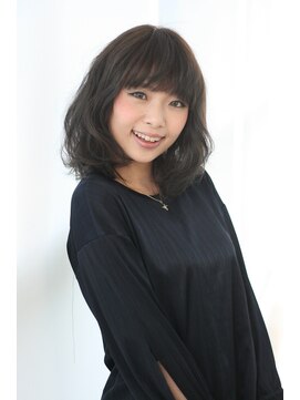 ミスエッセンス(MISS ESSENCE) 可愛いをつくる王道バング/ミスエッセンス竹下