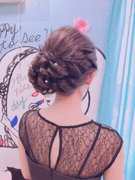 ヘアセットサロン アッシュ 神戸三宮(Ash) 横寄せアップアレンジ☆キレイめver