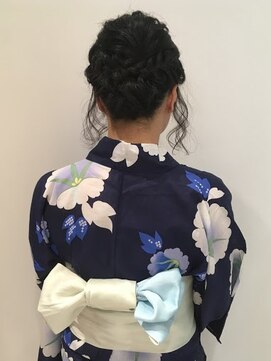 フラココ 荻窪店(hurakoko trico) 和泉美佳　抜け感のあるゆるふわ浴衣ヘア