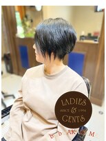 バーバー アカダマ&nbsp;くせ毛のカットならお任せください。