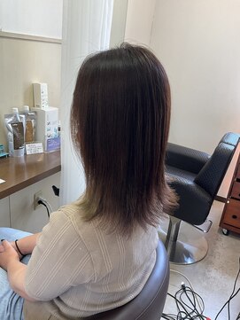 コアフィールフィス(COIFFURE fils) 《見附　今町》外はね　ミディアム