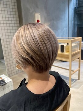 ニカイ(2F) 似合わせカット/イメチェン/ハイライトカラー/くびれヘア