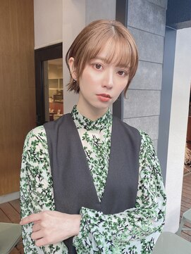 ルービック 豊中(Rubik's) 小顔外ハネショート/髪質改善トリートメント