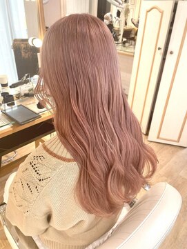 ネオリーブ チロル 横浜西口店(Neolive CiroL.) ブロンド×ピンクベージュ ハイトーン艶ロング