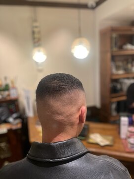 ヒロギンザバーバーショップ 神楽坂店(HIRO GINZA BARBER SHOP) スキンフェード×濡れパン