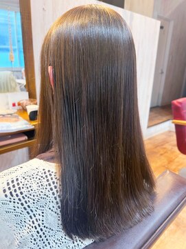 カミビトグロウ(kamibito glow) 20代30代40代髪質改善カラーアッシュグレージュ艶感ストレート