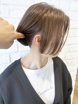 モリオ フロム ロンドン 成増店 【morio成増/ムラマツ】ベージュ刈り上げショートボブ