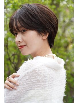 ロミー 本厚木(ROMMY.) オール世代おすすめ小顔ショートコンパクト耳掛けショート