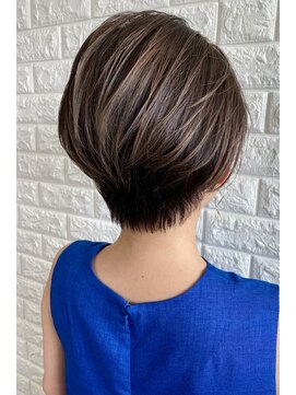 ルッカランス 経堂店(Lucca Lance) 手櫛できまるショートボブ