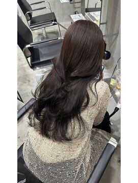 ラック(LUCK) レイヤーぱっつん前髪ステップボーンカットシルキー船橋/韓国