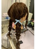 三つ編みアレンジヘア