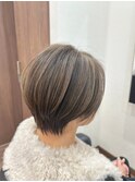 白髪ぼかしハイライト、ショート