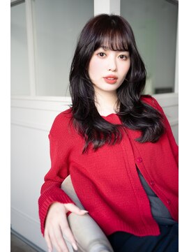 マグノリア オモテサンドウ(MAGNOLiA Omotesando) たっぷりレイヤーで大人可愛いロングパーマ・・・HINATA