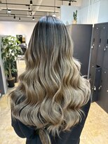 メリー オオサカ(Merly Osaka)&nbsp;contrast beige balayage