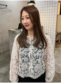 大人可愛いミディアムレイヤーカットロング