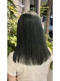 ★エメラルドグリーン