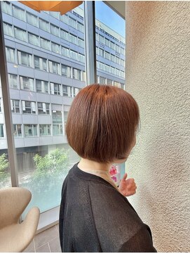 エルサフィロ ヨドヤバシ(el zafiro yodoyabashi) 【el zafiro yodoyabashi】白髪馴染ませミニボブスタイル