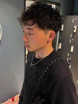 ピボット 梅田(PIVOT) くせ毛風無像ショート