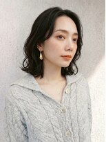 ベラバイブルーム(BELLA by Blume)&nbsp;上品ツヤカラー×柔らかミディstyle