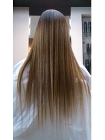 フレークヘアーデザイン(FLAKE Hair Design) グラデーションカラー+メッシュ