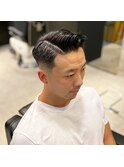 ワイルドツーブロックサイドパートショートフェードカット