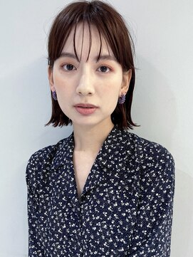 サーカス バイ ビュートリアム 青山(CIRCUS by BEAUTRIUM) 30代　40代　ミディアム　ボブ　結べるボブ　外ハネ　小顔　青山