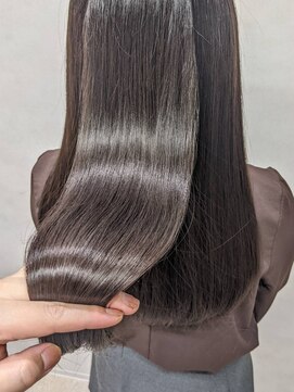 バランス 新宿(balance) ☆☆大人なセクシーロング！透明感×グレージュ☆☆