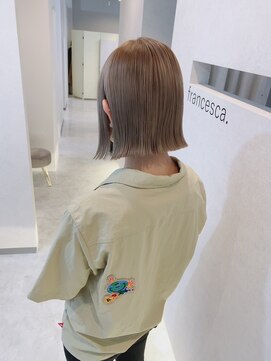 フランチェスカドットボブ(francesca.bob) ミルクティーグレージュ×タイトボブ【渡辺俊弥】梅田