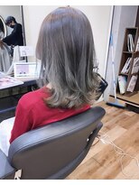 リコバイアフロート(riko by afloat)&nbsp;オリーブベージュ/オリーブグレージュ/レイヤーカット/韓国ヘア