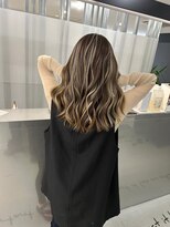 キング 枚方店(K!ng)&nbsp;【枚方、高槻、梅田】ホワイトハイライト