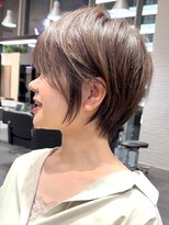 ビュートヨナカ(VIEW TOYONAKA)&nbsp;耳掛けショート/くびれ/顔まわり/きれいめ/ナチュラル