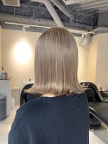 アミル(amiLe)&nbsp;ミルクティーグレージュ/ハイトーン/ベージュ/D