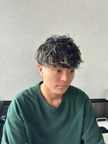髪屋 【新感覚】メンズメッシュスタイルで立体感アップ