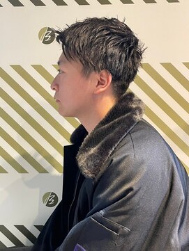 バーバーバー アカバネ(BARBER-BAR AKABANE) 直毛でも綺麗な毛流れショートアップバング ツーブロック#2