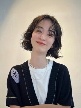 シーカ ニカイ(siika NIKAI) 大きめカールでfairyBOB